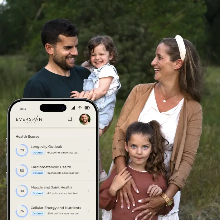 69c17372aafd819c22521317_nomad-family-having-fun-nature